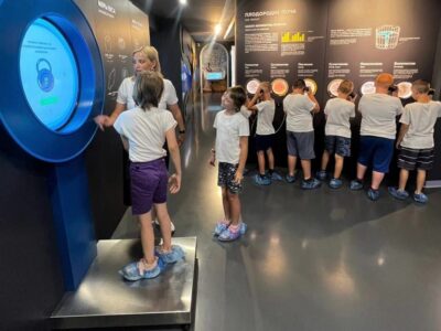 Воспитанники  центра «Семья» посетили центр «Академия плодородия»